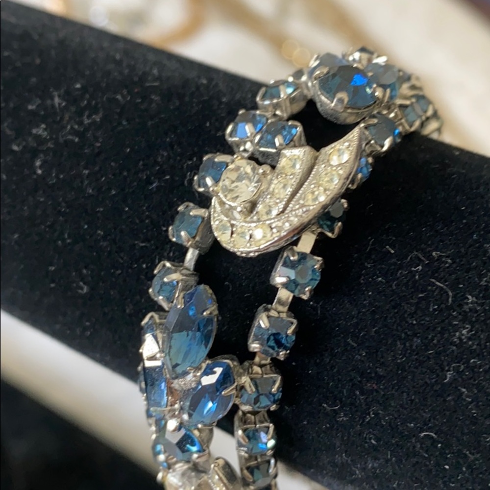 Vintage Blue Rhinestone Bracelet - Picture 7 of 10
